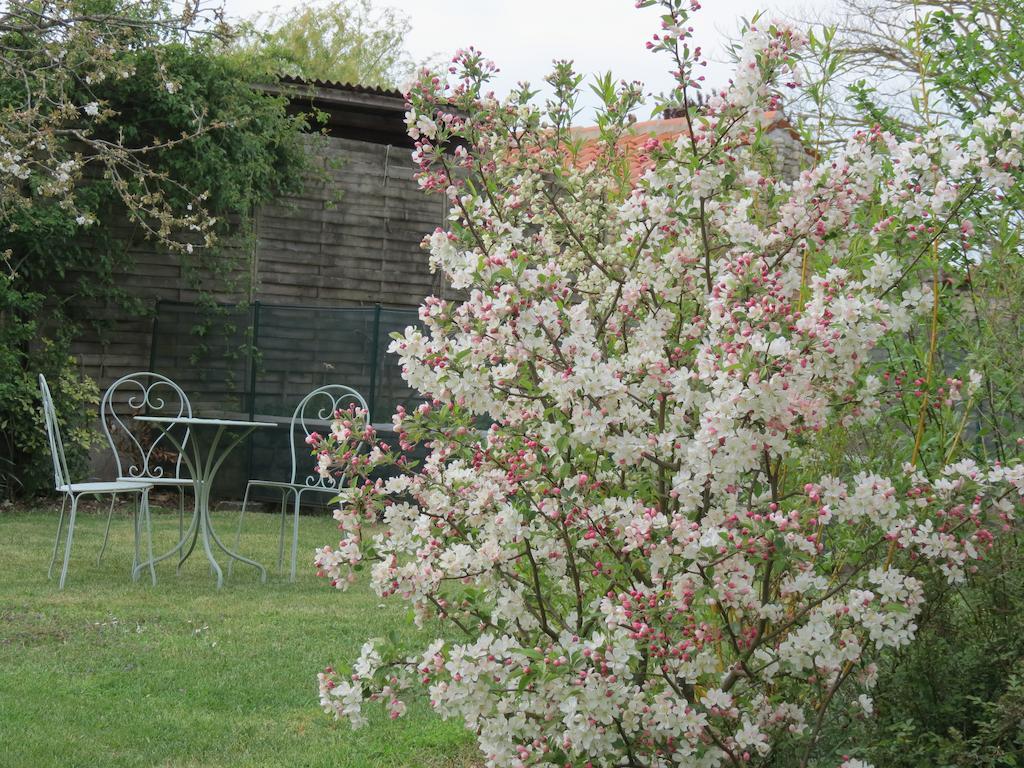 L'Aubinoise Bed & Breakfast Saint-Aubin-la-Plaine Luaran gambar