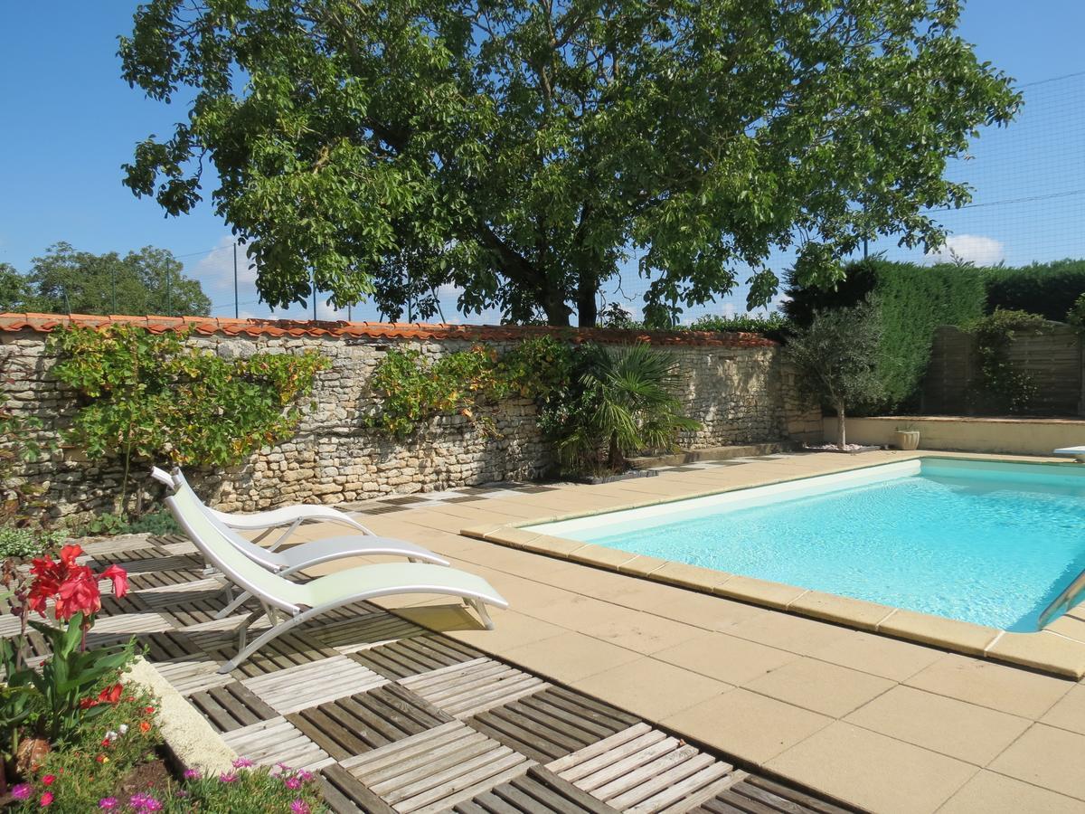 L'Aubinoise Bed & Breakfast Saint-Aubin-la-Plaine Luaran gambar